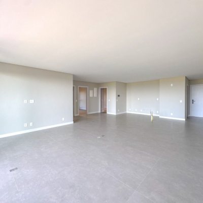 Apartamentos com 148m², 3 quartos, 3 suítes, 2 garagens, no bairro Jurerê em Florianópolis