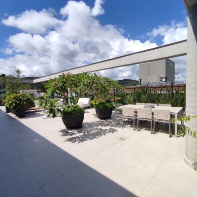 Apartamentos com 148m², 3 quartos, 3 suítes, 2 garagens, no bairro Jurerê em Florianópolis