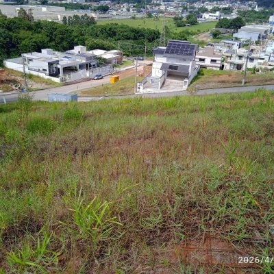 Terreno Comercial/Residencial com 360m², no bairro Forquilhas em São José