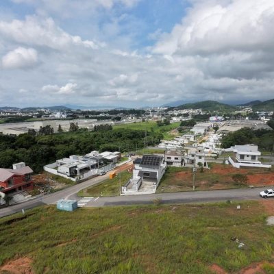 Terreno Comercial/Residencial com 360m², no bairro Forquilhas em São José