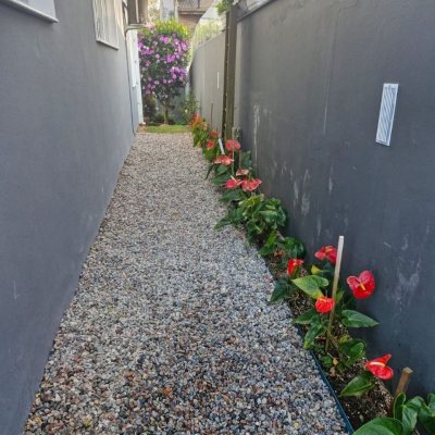 Casa Residencial com 240m², 5 quartos, 1 suíte, 2 garagens, no bairro Santa Mônica em Florianópolis