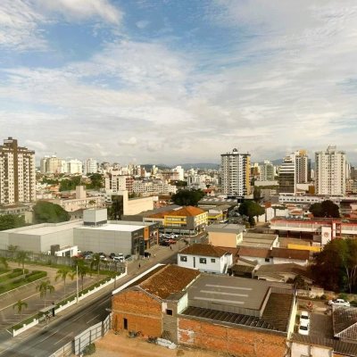 Cobertura com 367m², 3 quartos, 3 suítes, 4 garagens, no bairro Estreito em Florianópolis