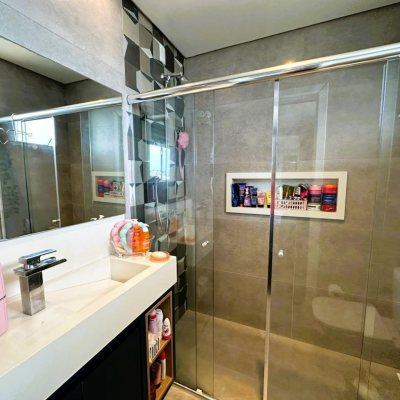 Cobertura com 367m², 3 quartos, 3 suítes, 4 garagens, no bairro Estreito em Florianópolis