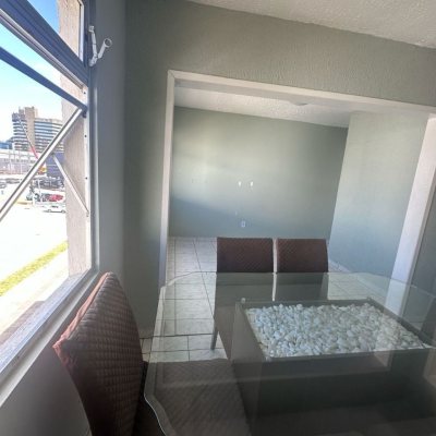 Apartamentos com 48m², 2 quartos, 1 garagem, no bairro Barreiros em São José