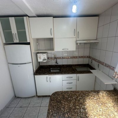 Apartamentos com 48m², 2 quartos, 1 garagem, no bairro Barreiros em São José