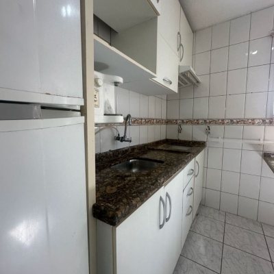 Apartamentos com 48m², 2 quartos, 1 garagem, no bairro Barreiros em São José