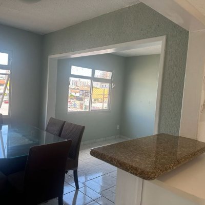 Apartamentos com 48m², 2 quartos, 1 garagem, no bairro Barreiros em São José