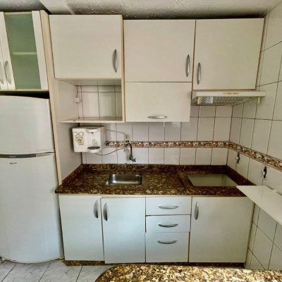 Apartamentos com 48m², 2 quartos, 1 garagem, no bairro Barreiros em São José