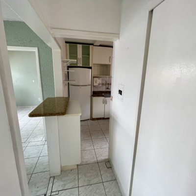Apartamentos com 48m², 2 quartos, 1 garagem, no bairro Barreiros em São José