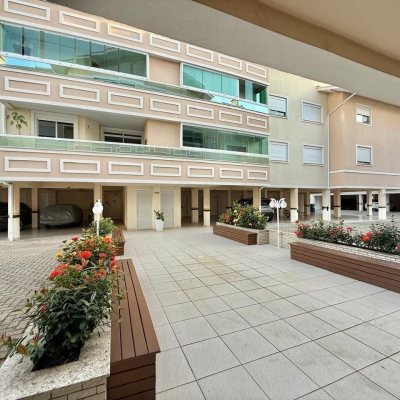 Apartamentos com 116m², 3 quartos, 1 suíte, 2 garagens, no bairro Ingleses do Rio Vermelho em Florianópolis