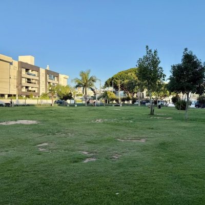 Apartamentos com 116m², 3 quartos, 1 suíte, 2 garagens, no bairro Ingleses do Rio Vermelho em Florianópolis