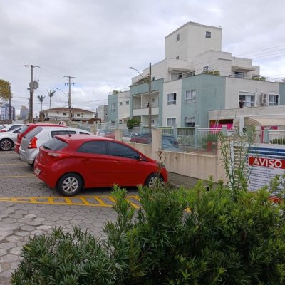 Apartamentos com 58m², 2 quartos, 1 garagem, no bairro Balneário em Floranópolis