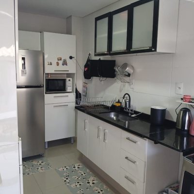 Casa Residencial com 85m², 2 quartos, 2 suítes, 1 garagem, no bairro Serraria em São José