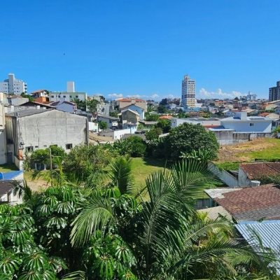 Apartamentos com 70m², 2 quartos, 1 garagem, no bairro Barreiros em São José