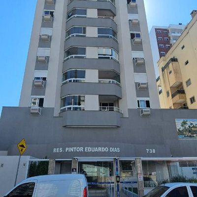 Apartamentos com 70m², 2 quartos, 1 garagem, no bairro Barreiros em São José