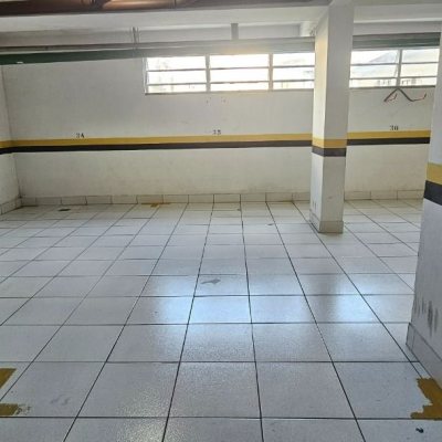 Apartamentos com 70m², 2 quartos, 1 garagem, no bairro Barreiros em São José