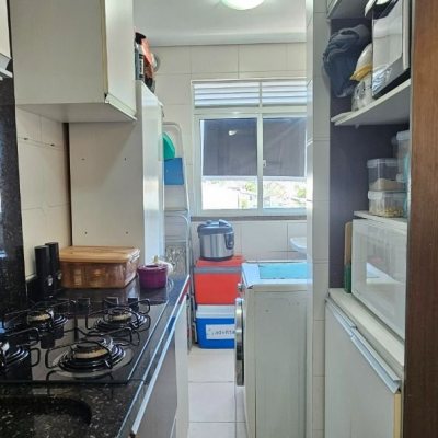 Apartamentos com 70m², 2 quartos, 1 garagem, no bairro Barreiros em São José