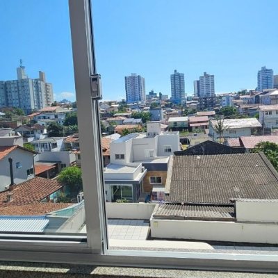 Apartamentos com 70m², 2 quartos, 1 garagem, no bairro Barreiros em São José