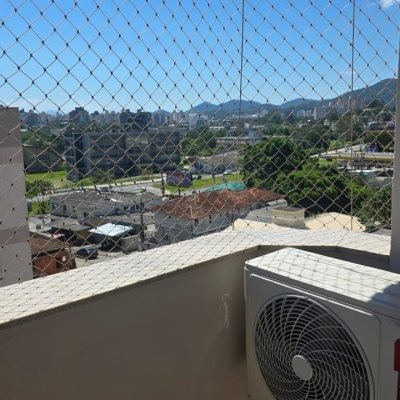 Apartamentos com 63m², 2 quartos, 1 garagem, no bairro Pantanal em Florianópolis