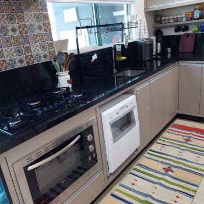 Casa Residencial com 173m², 4 quartos, 3 suítes, 2 garagens, no bairro Cachoeira Do Bom Jesus em Florianópolis