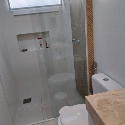 Casa Residencial com 173m², 4 quartos, 3 suítes, 2 garagens, no bairro Cachoeira Do Bom Jesus em Florianópolis