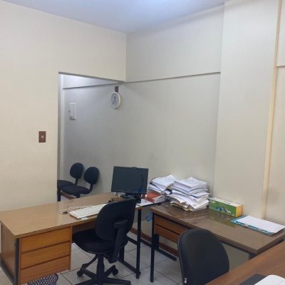 Sala com 58m², no bairro Centro em Florianópolis