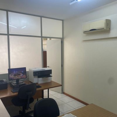 Sala com 58m², no bairro Centro em Florianópolis