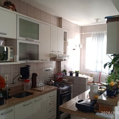 Apartamentos com 55m², 2 quartos, 1 garagem, no bairro Campinas em São José