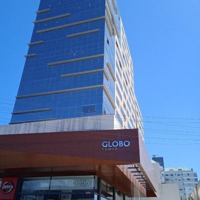 Sala com 74m², 1 garagem, no bairro Estreito em Florianópolis