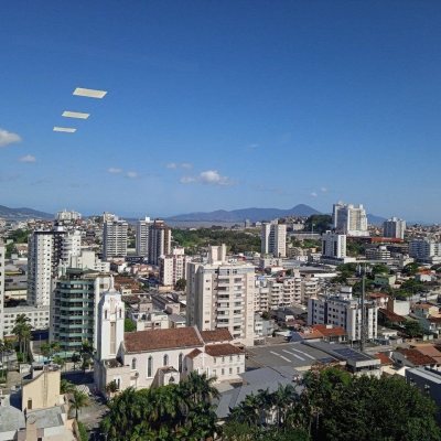 Sala com 74m², 1 garagem, no bairro Estreito em Florianópolis