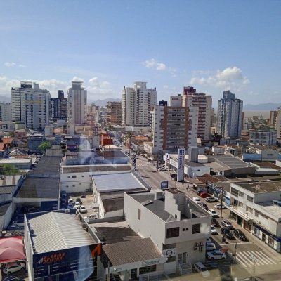 Sala com 74m², 1 garagem, no bairro Estreito em Florianópolis