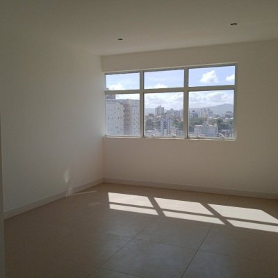 Sala com 60m², 1 garagem, no bairro Estreito em Florianópolis