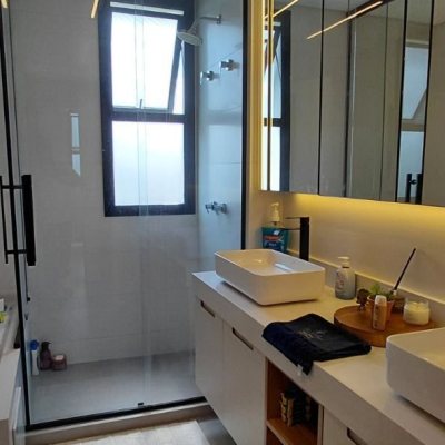 Casa Residencial com 236m², 4 quartos, 3 suítes, 4 garagens, no bairro Córrego Grande em Florianópolis