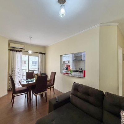 Apartamentos com 58m², 2 quartos, 1 garagem, no bairro Estreito em Florianópolis