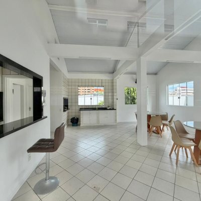Apartamentos com 58m², 2 quartos, 1 garagem, no bairro Estreito em Florianópolis
