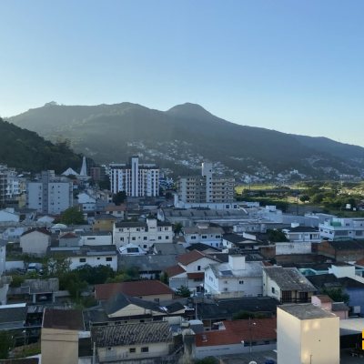 Apartamentos com 115m², 3 quartos (sendo 2 suítes), 2 garagens, no bairro Saco Dos Limões em Florianópolis