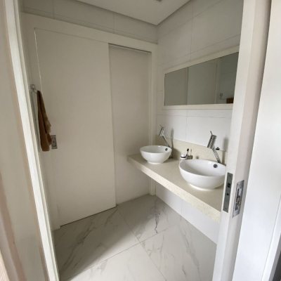 Apartamentos com 115m², 3 quartos, 2 suítes, 2 garagens, no bairro Saco Dos Limões em Florianópolis