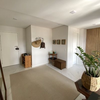 Apartamentos com 115m², 3 quartos, 2 suítes, 2 garagens, no bairro Saco Dos Limões em Florianópolis