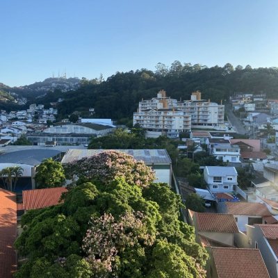 Apartamentos com 115m², 3 quartos, 2 suítes, 2 garagens, no bairro Saco Dos Limões em Florianópolis