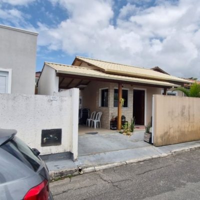 Casa Residencial com 70m², 2 quartos, 1 suíte, 1 garagem, no bairro Ingleses em Florianópolis