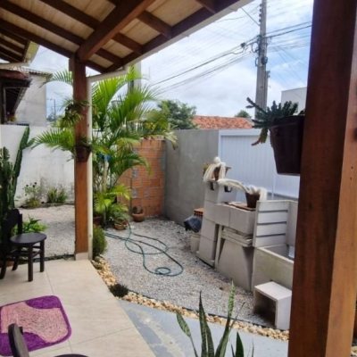 Casa Residencial com 70m², 2 quartos, 1 suíte, 1 garagem, no bairro Ingleses em Florianópolis