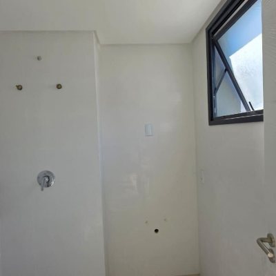 Apartamentos com 152m², 3 quartos, 3 suítes, 3 garagens, no bairro Centro em Florianópolis