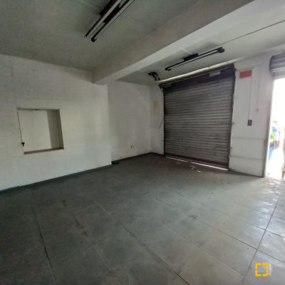 Casa Comercial com 184m², no bairro Centro em Florianópolis