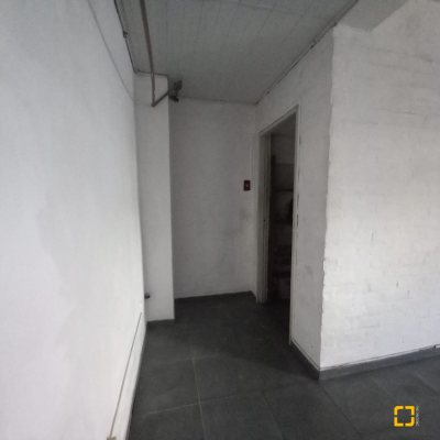 Casa Comercial com 184m², no bairro Centro em Florianópolis