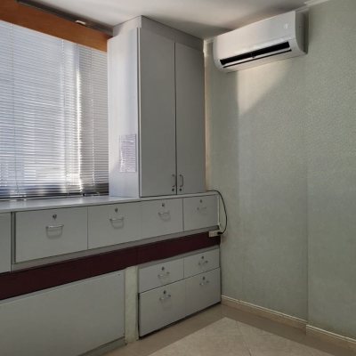 Sala com 27m², no bairro Centro em Florianópolis
