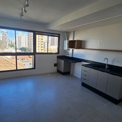 Apartamentos com 45m², 1 quarto, 1 suíte, 1 garagem, no bairro Centro em Florianópolis
