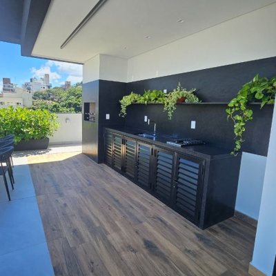 Apartamentos com 45m², 1 quarto, 1 suíte, 1 garagem, no bairro Centro em Florianópolis