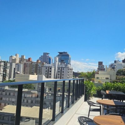 Apartamentos com 45m², 1 quarto, 1 suíte, 1 garagem, no bairro Centro em Florianópolis
