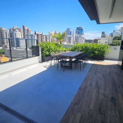 Apartamentos com 45m², 1 quarto, 1 suíte, 1 garagem, no bairro Centro em Florianópolis