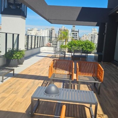 Apartamentos com 45m², 1 quarto, 1 suíte, 1 garagem, no bairro Centro em Florianópolis